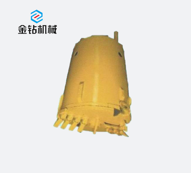 Double bottom soil bucket